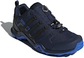 Lookbook adidas Terrex Swift R2 舒適耐磨戶外功能鞋 深藍色