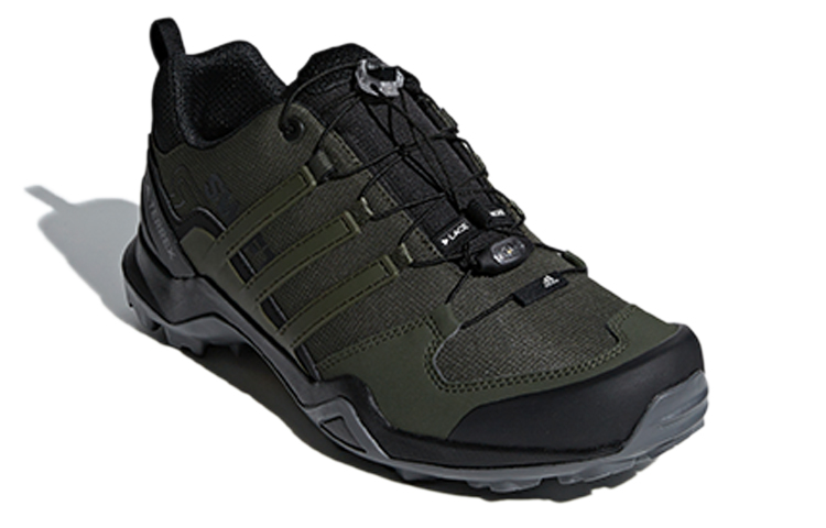 Lookbook adidas Terrex Swift R2 綠灰色