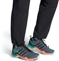 Sizing adidas Terrex Swift R2 Gore-Tex 登山鞋 綠黑橙