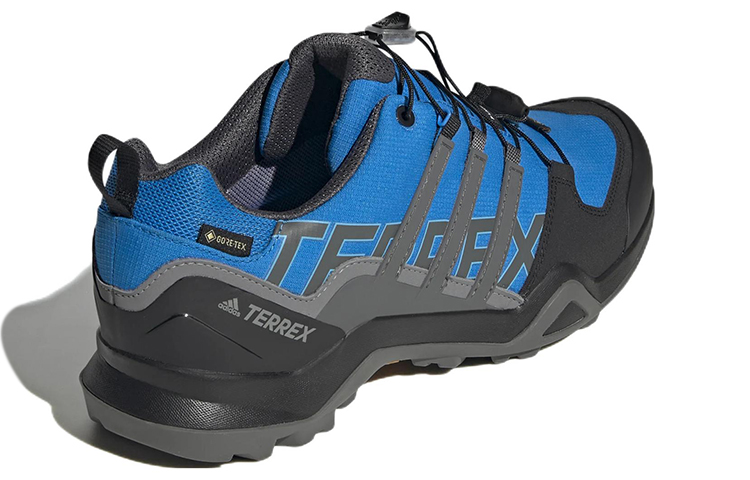 Shop adidas Terrex Swift R2 Gtx 舒適耐磨戶外鞋 藍黑