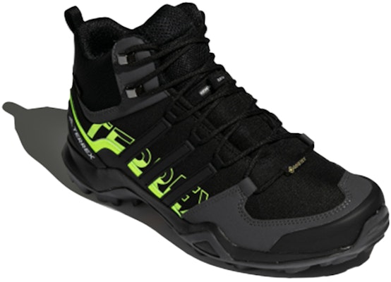 阿迪达斯 Terrex Swift R2 中帮 GTX '黑色信号绿' EH2281 Lookbook 阿迪达斯 Terrex Swift R2 中帮 GTX '黑色信号绿' EH2281