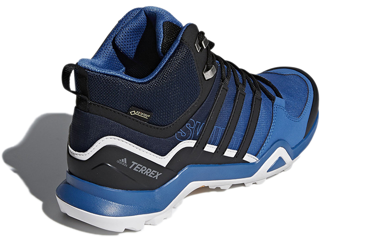 Shop adidas Terrex Swift R2 Mid GTX 舒適耐磨 中筒戶外登山鞋 藍黑色
