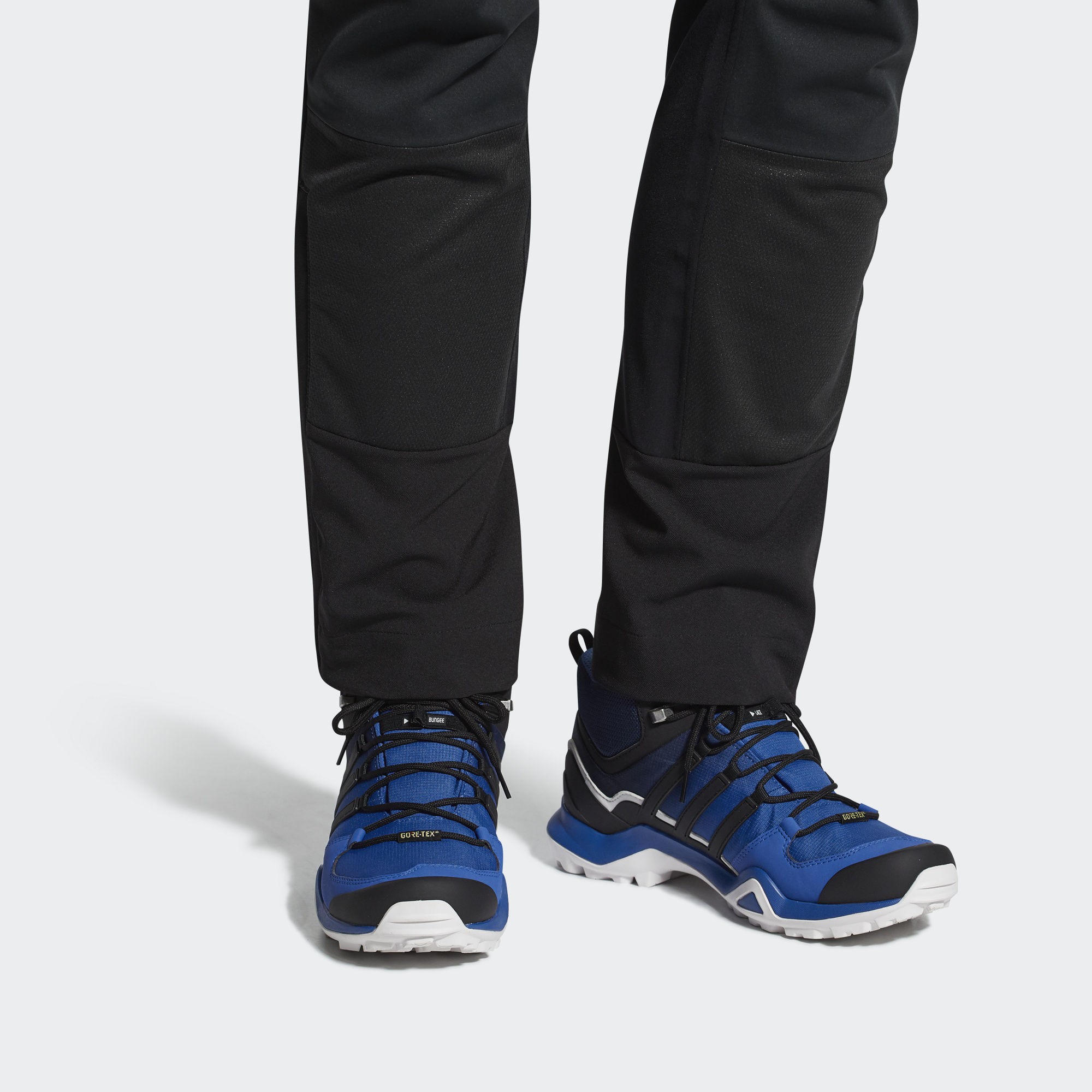 Sizing adidas Terrex Swift R2 Mid GTX 舒適耐磨 中筒戶外登山鞋 藍黑色