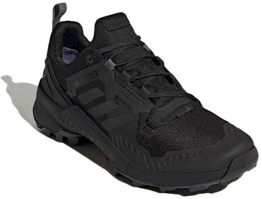 adidas Terrex Swift R3 Gore-Tex 'Hitam Abu-abu' GY6765 Lookbook adidas Terrex Swift R3 Gore-Tex 'Hitam Abu-abu' GY6765
