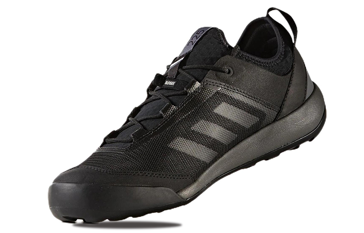 Lookbook 아디다스 테렉스 스위프트 솔로 블랙 그레이 (or) 테렉스 스위프트 솔로 검회 S80930