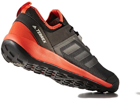 아디다스 테렉스 스위프트 솔로 검/주황 (55 characters) S80929 Shop 아디다스 테렉스 스위프트 솔로 검/주황 (55 characters) S80929