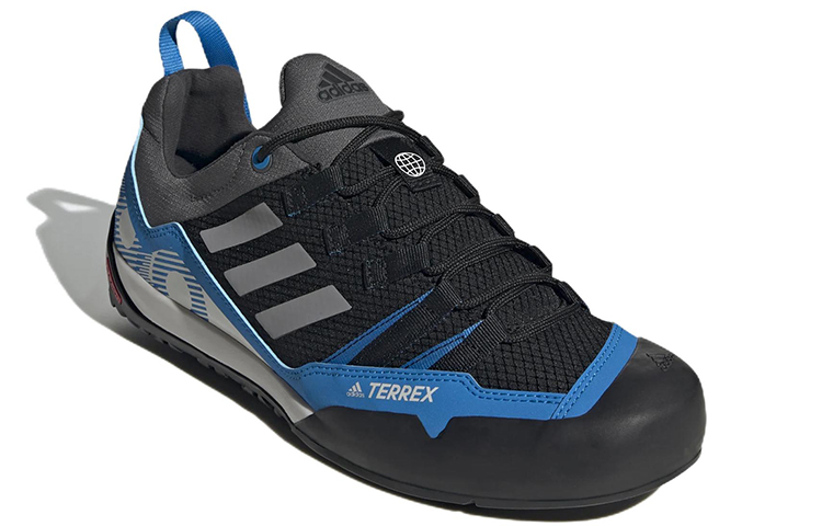 Lookbook 아디다스 테렉스 스위프트 솔로 (블랙/블루) S24011