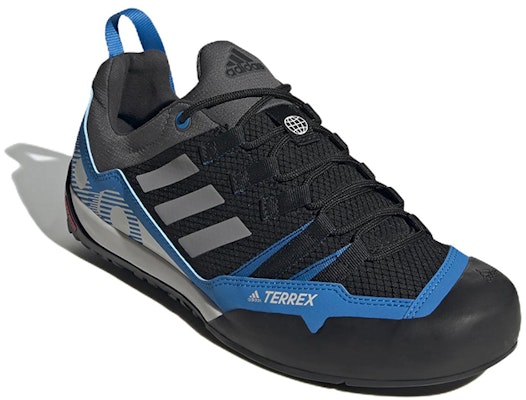 阿迪达斯 Terrex Swift Solo Approach '黑蓝' S24011 Lookbook 阿迪达斯 Terrex Swift Solo Approach '黑蓝' S24011