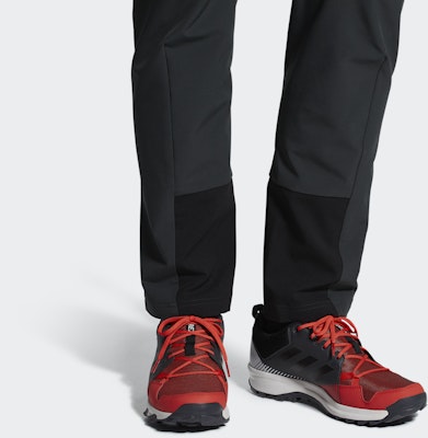 adidas Terrex Tracerocker 減震防滑復古戶外健行鞋 灰紅 Sizing adidas Terrex Tracerocker 減震防滑復古戶外健行鞋 灰紅