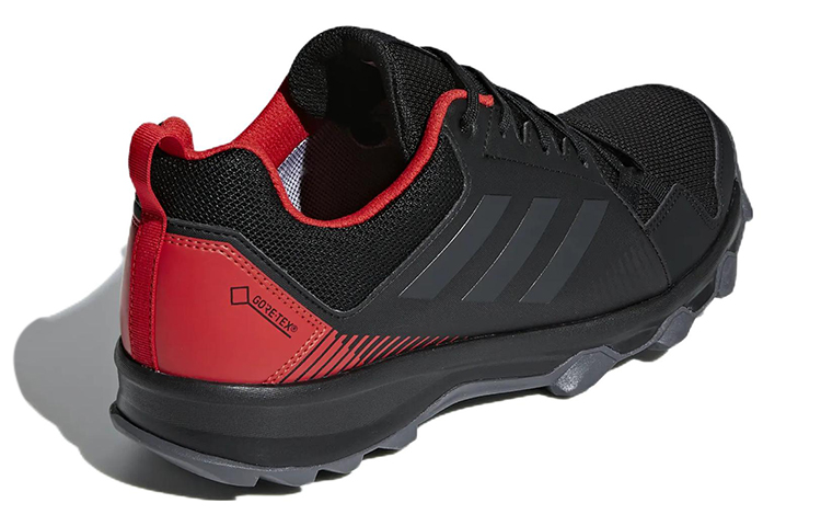 Shop adidas Terrex Tracerocker GTX ''Active Red'' Scarpe da Trekking BC0434