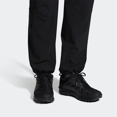 adidas Terrex Tracerocker Kasut Hiking S80898 Sizing adidas Terrex Tracerocker Kasut Hiking S80898