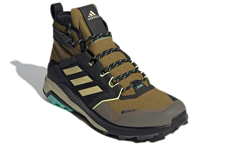 Lookbook 阿迪达斯Terrex Trailmaker Mid GTX "野苔" FZ2511