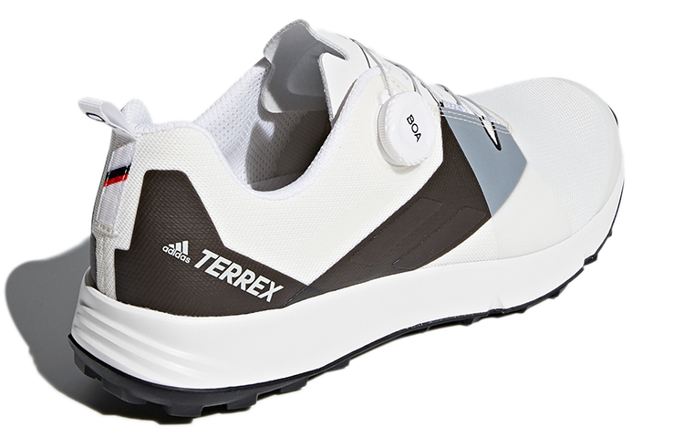 Shop adidas Terrex Two Boa 白黑色 
=>
adidas Terrex Two Boa 白黑色