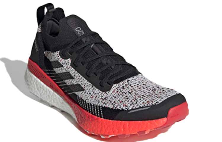 Lookbook adidas Terrex Two Ultra Parley ''Schwarz Weiß Rot'' FV7194
