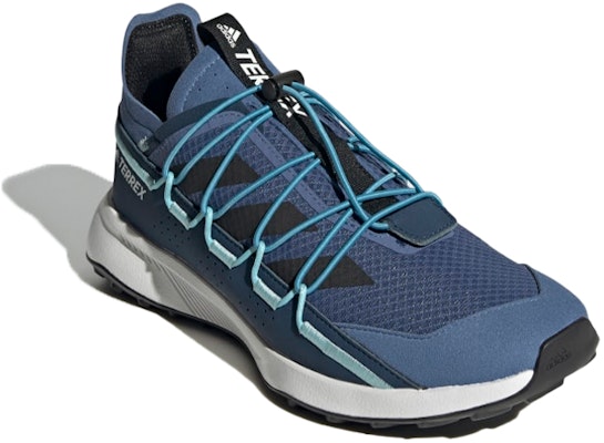 아디다스 테렉스 보이저 21 트래블 블루 (Adidas Terrex Voyager 21 Travel Blue) FW9404 Lookbook 아디다스 테렉스 보이저 21 트래블 블루 (Adidas Terrex Voyager 21 Travel Blue) FW9404
