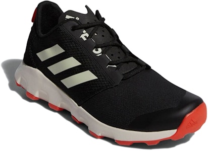 adidas Terrex Voyager DLX 'Hitam Oranye' BB1883 Lookbook adidas Terrex Voyager DLX 'Hitam Oranye' BB1883