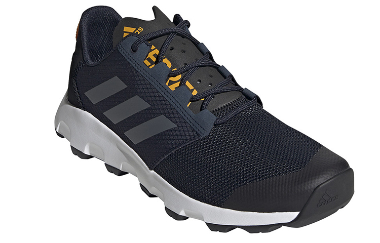 Lookbook adidas Terrex Voyager Dlx ''Blau Schwarz Weiß'' FU9254