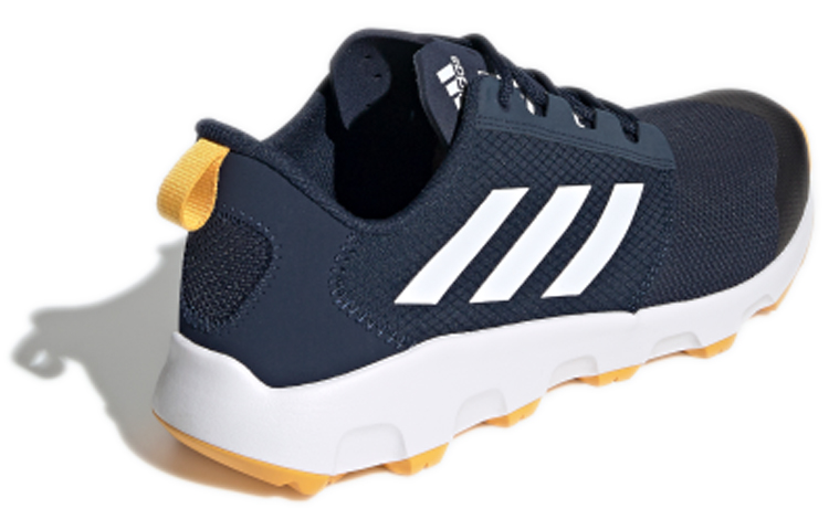 Shop adidas Terrex Voyager Dlx Marathon Laufschuhe EF9017
