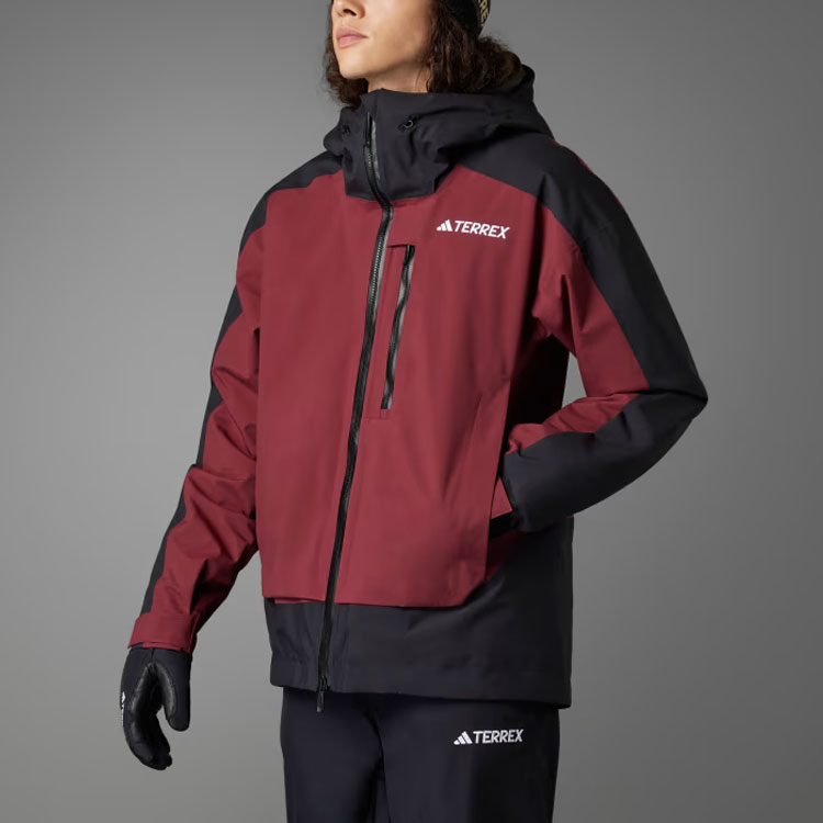 Lookbook Chaqueta adidas Terrex Xperior 2L Rain.Rdy Aislada Roja Sombra para Esquí. IB4221