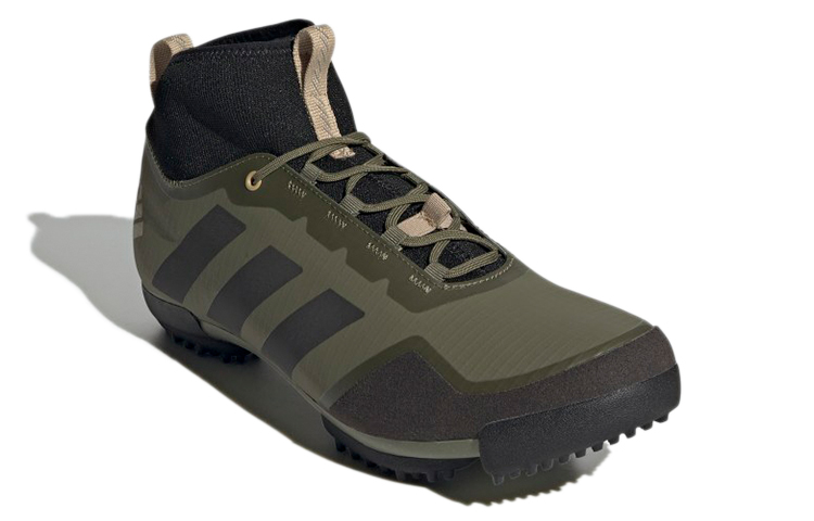 Lookbook アディダス グラベルサイクリング "ミリタリーグリーン" H04002