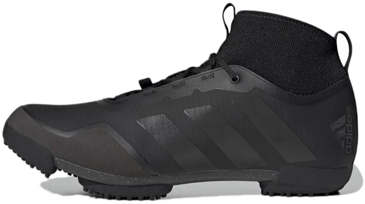 adidas-the-gravel-cycling-triple-black-fz-5446