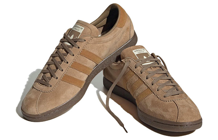Shop adidas Tobacco "Mesa Gum" Scarpe GY7396