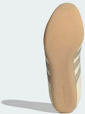 (W) adidas Tokyo Sneakers Krim Putih/Beige Wonder/Pasir Kristal KI3093 Lookbook (W) adidas Tokyo Sneakers Krim Putih/Beige Wonder/Pasir Kristal KI3093