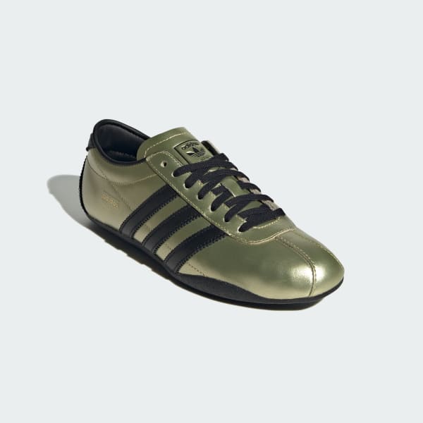 Shop (W) Adidas 東京運動鞋 金屬金/核心黑/金屬金 JQ0594