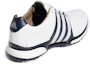 Shop adidas Tour360 XT 白黑轉變為 adidas Tour360 XT 白黑色