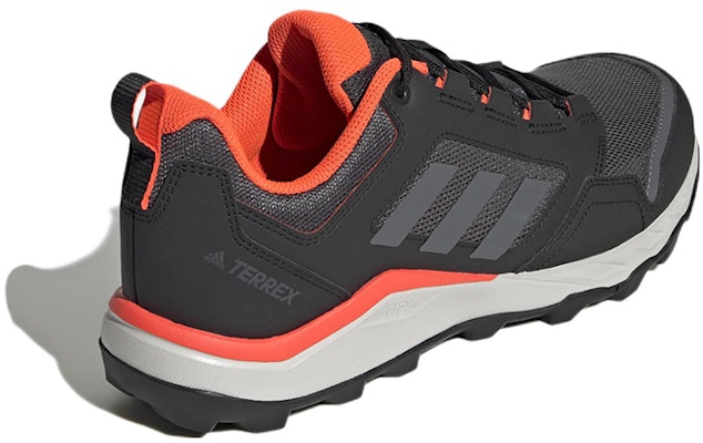 adidas Tracerocker 2.0 Sepatu Lari Trail 'Hitam Oranye' GZ8915 Shop adidas Tracerocker 2.0 Sepatu Lari Trail 'Hitam Oranye' GZ8915