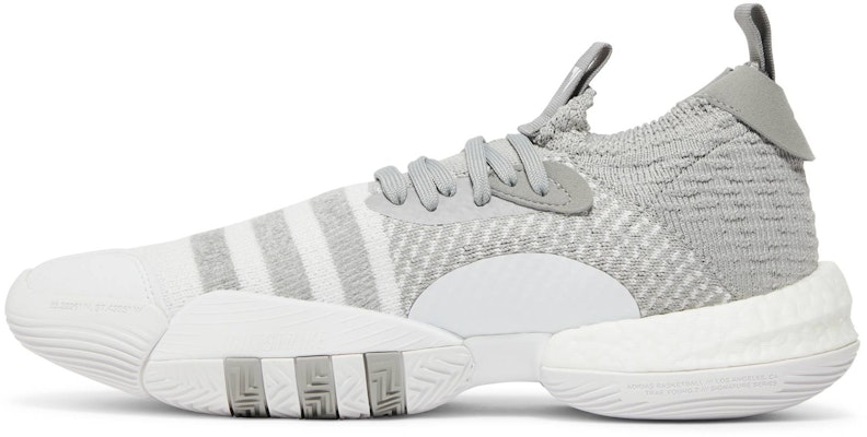 adidas Trae Young 2 'Grey Moon' Kelabu Bulan H03842 Lookbook adidas Trae Young 2 'Grey Moon' Kelabu Bulan H03842