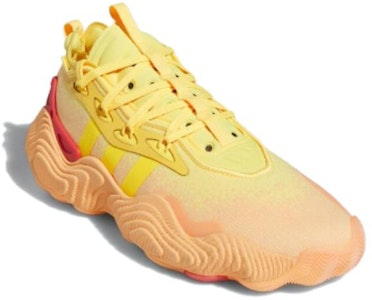 アディダストレイヤング3 "アシッドオレンジ" IE2706 Lookbook アディダストレイヤング3 "アシッドオレンジ" IE2706