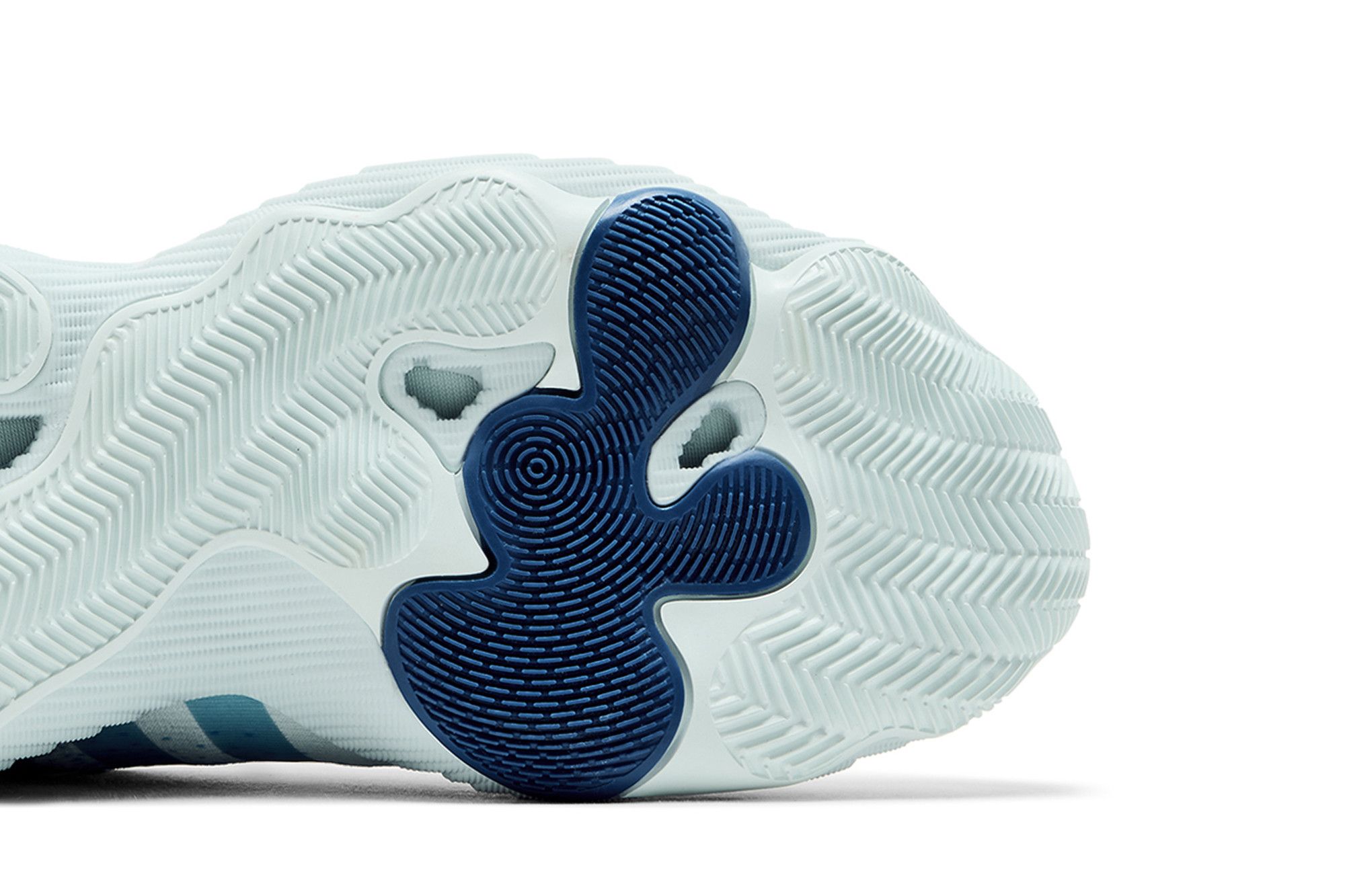 Purchase 阿迪达斯 Trae Young 3 '半蓝色爆发' IE2707