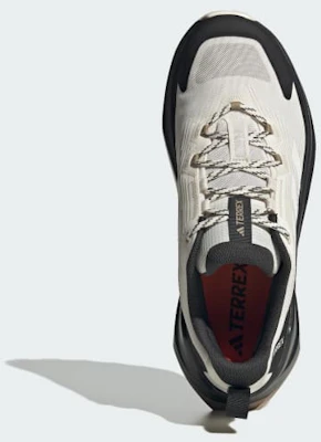 阿迪达斯 Trailmaker 2 运动鞋 白色/米白/黑色 JR6578 Order 阿迪达斯 Trailmaker 2 运动鞋 白色/米白/黑色 JR6578