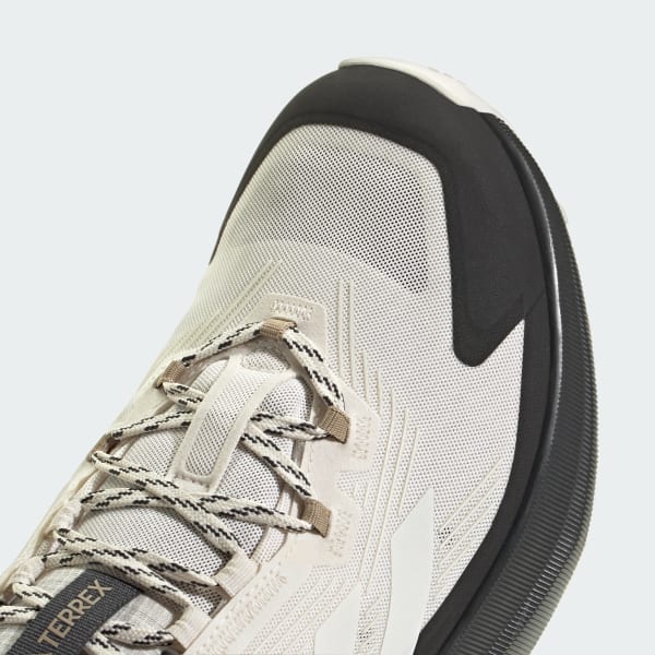 Cheap 阿迪达斯 Trailmaker 2 运动鞋 白色/米白/黑色 JR6578