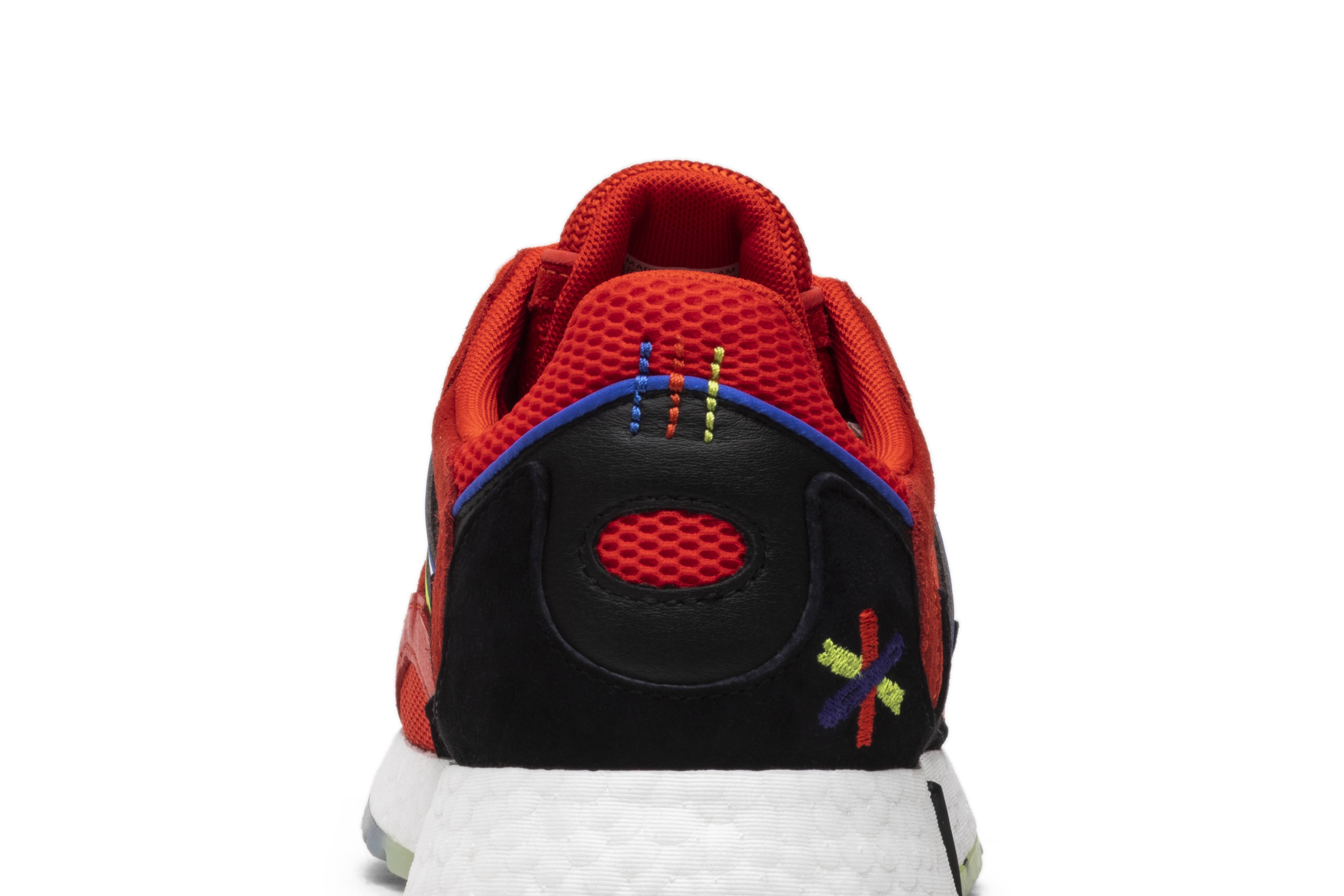 Sizing 阿迪达斯Tresc Run Asterisk Collective運動鞋 EE5687