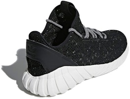 adidas Tubular Doom Sock Primeknit 'Hitam' CQ0940 Lookbook adidas Tubular Doom Sock Primeknit 'Hitam' CQ0940