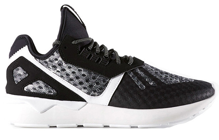 Order アディダス チュバラー ランナー 黒白 (Adidas Chubarā Rannā Kuro Shiro) AQ2915