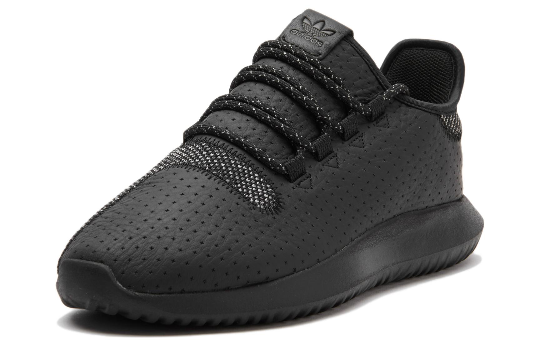 Lookbook アディダス チュブラー シャドウ 黒 (Adidas Chuburā Shadō Kuro) BB8823
