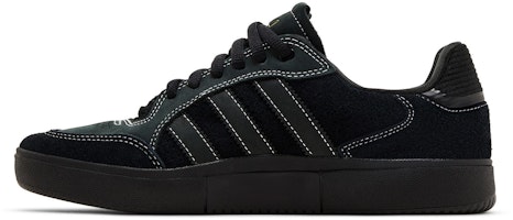 아디다스 타이숀 '블랙 골드 메탈릭' IE3130 Lookbook 아디다스 타이숀 '블랙 골드 메탈릭' IE3130