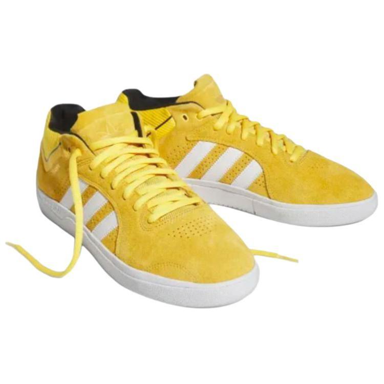 Lookbook 阿迪达斯 Tyshawn '黑金大胆'篮球鞋 GZ9447