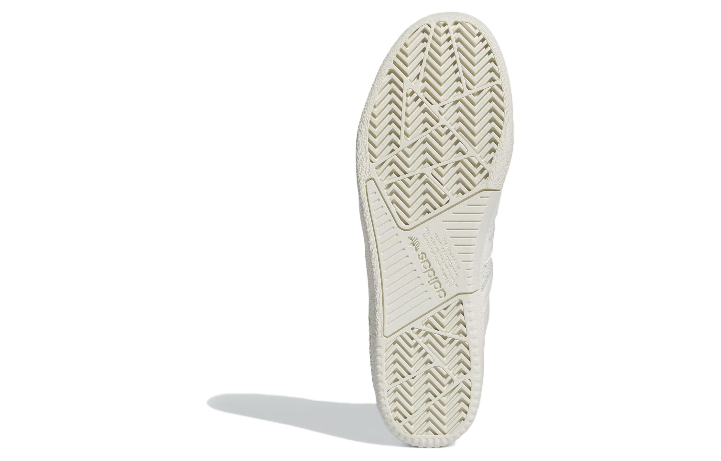Sizing タイショーン "アイボリー" (Tyshawn "Ivory") IE3134
