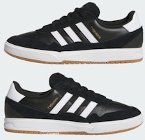 阿迪达斯 Tyshawn II 运动鞋 JI0846 Sizing 阿迪达斯 Tyshawn II 运动鞋 JI0846