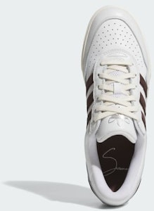 아디다스 타이숀 2 x 잭 스케이트화 크리스탈 화이트/섀도우 브라운/오프 화이트 JQ1620 Lookbook 아디다스 타이숀 2 x 잭 스케이트화 크리스탈 화이트/섀도우 브라운/오프 화이트 JQ1620