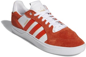 adidas Tyshawn Low 'Collegiate Orange' Lelaki GY6955 Lookbook adidas Tyshawn Low 'Collegiate Orange' Lelaki GY6955