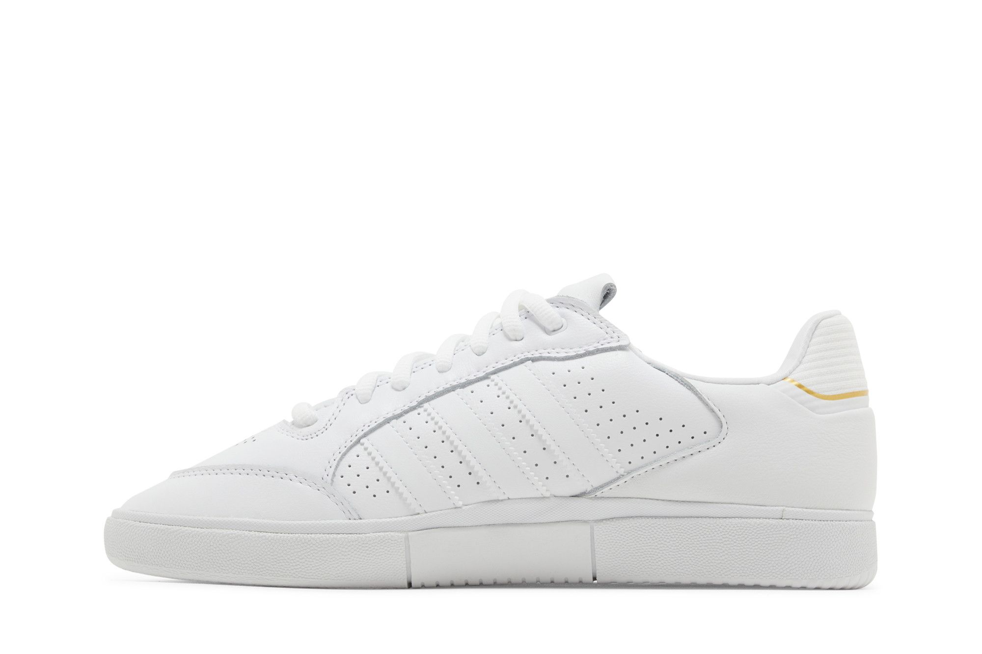 Lookbook アディダス タイショーン ロー "白金" (Adidas Taishōn Rō "Hakukin") GW3182