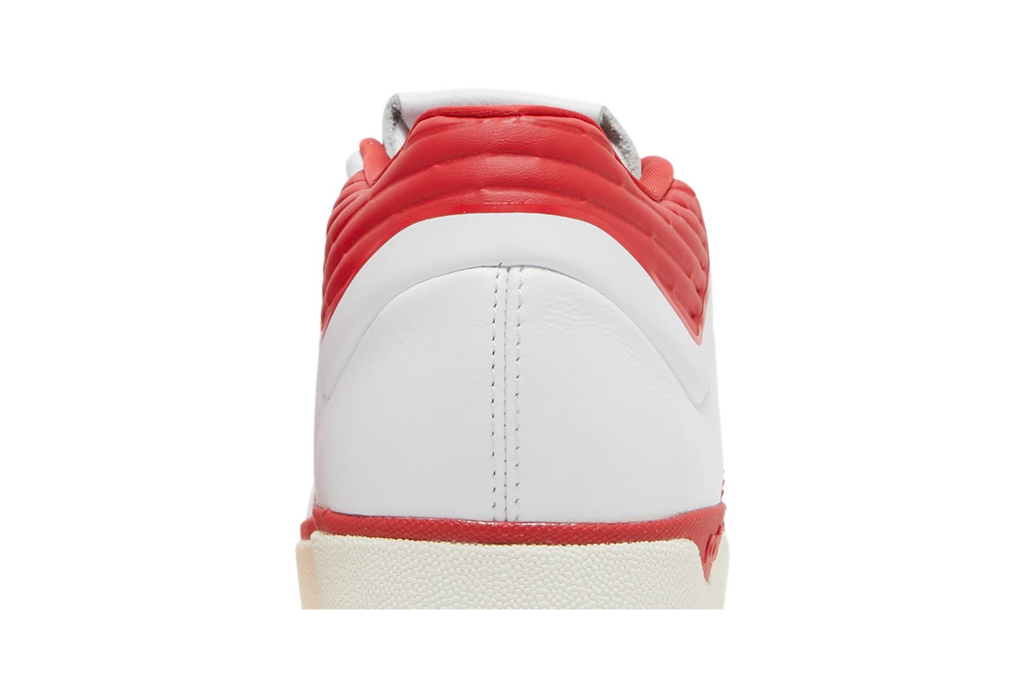 Sizing 아디다스 타이숀 미드 '화이트 스칼렛' GW4897