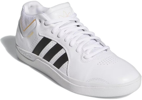 adidas Tyshawn Remastered 'Putih Hitam Emas' IF4625 Lookbook adidas Tyshawn Remastered 'Putih Hitam Emas' IF4625