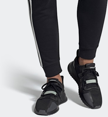 아디다스 U_Path Run HK '코어 블랙' EE4468 Purchase 아디다스 U_Path Run HK '코어 블랙' EE4468