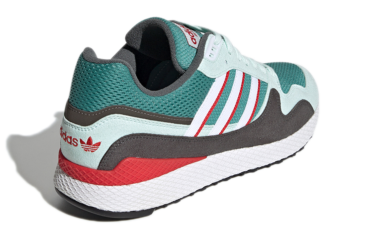 Shop adidas originals Ultra Tech 防滑舒適 低筒運動鞋 綠灰